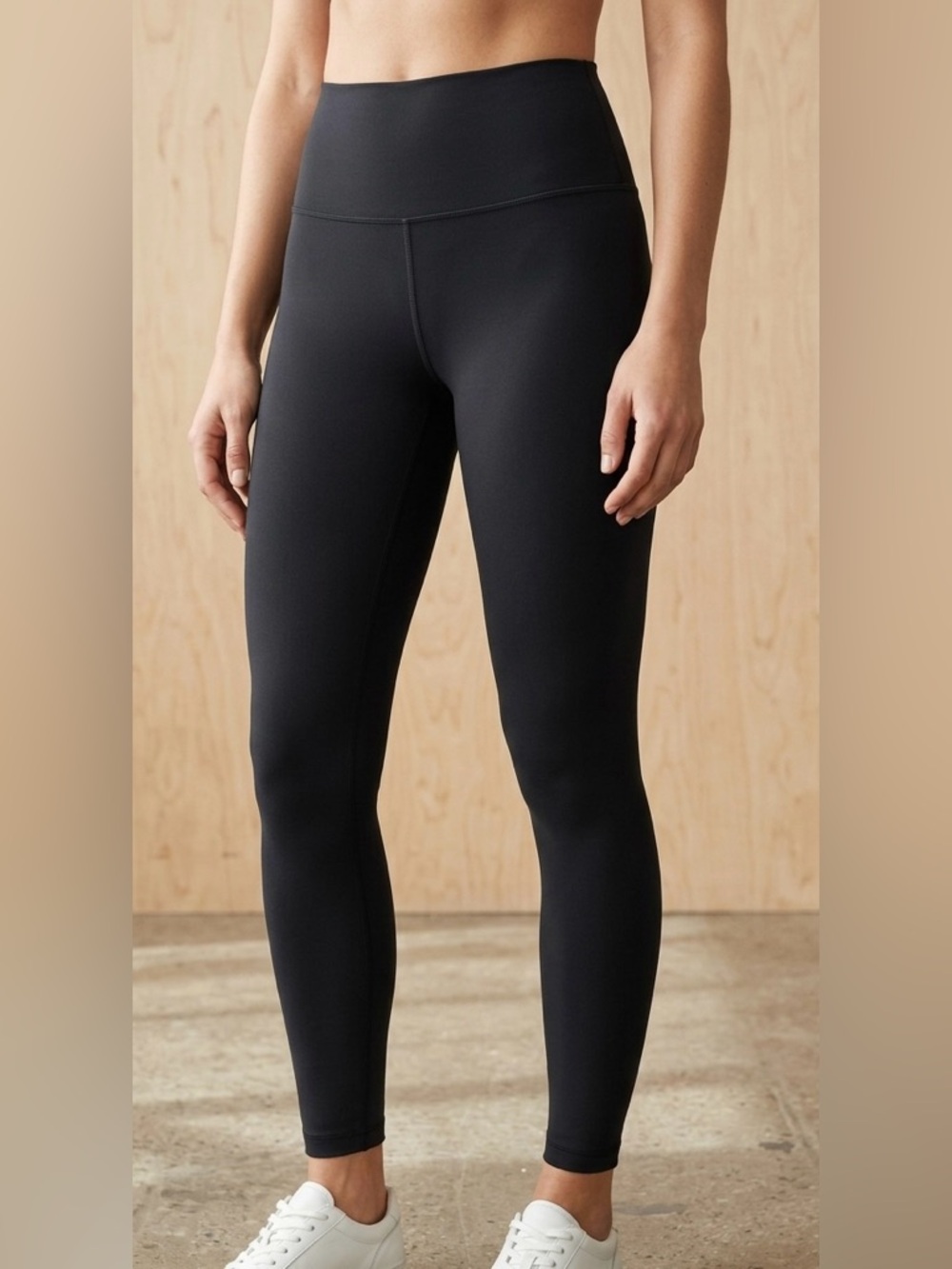 Everlane The Perform Legging in Black – High-Rise Athletic Compression‎ pants
